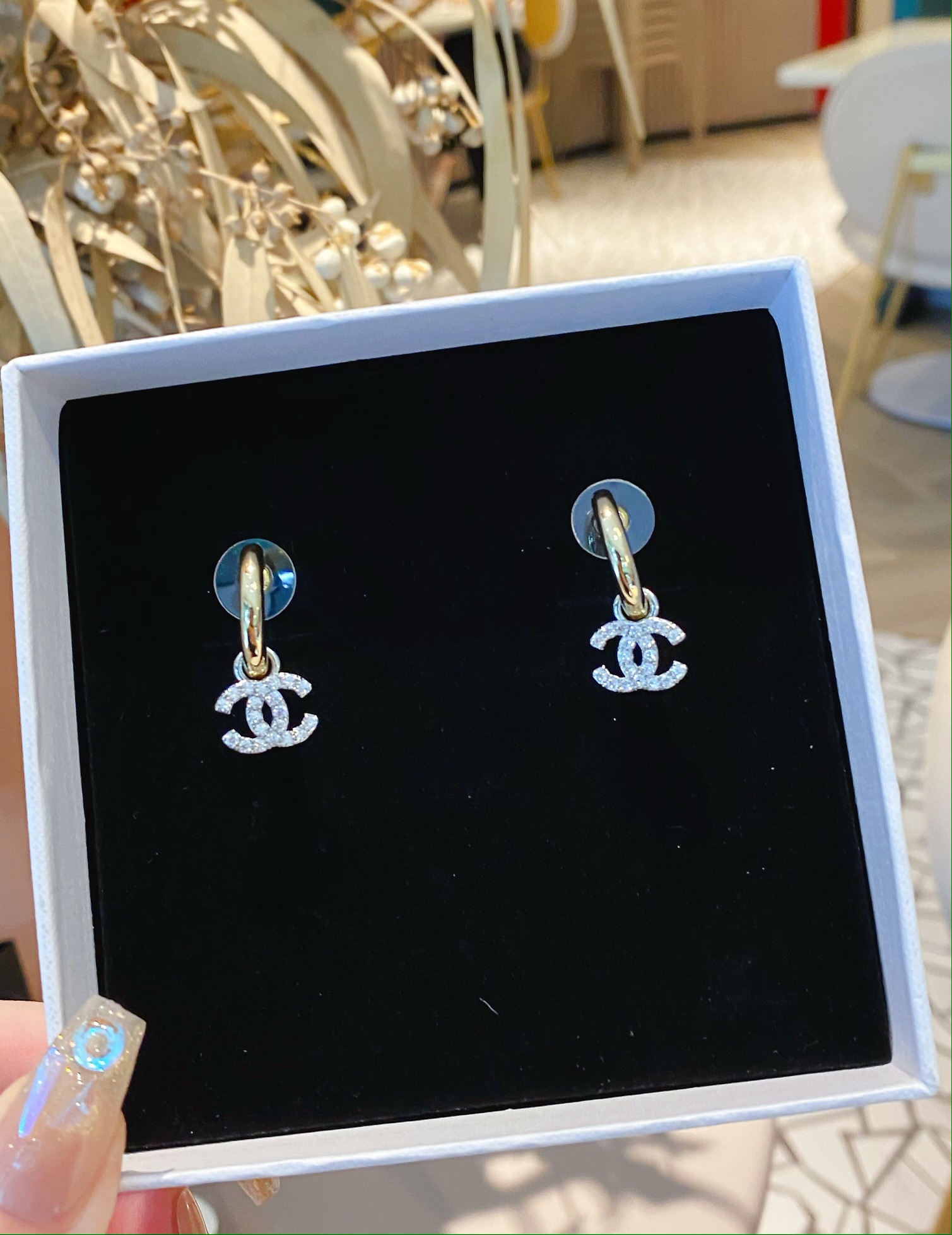 Chanel Earrings Gold