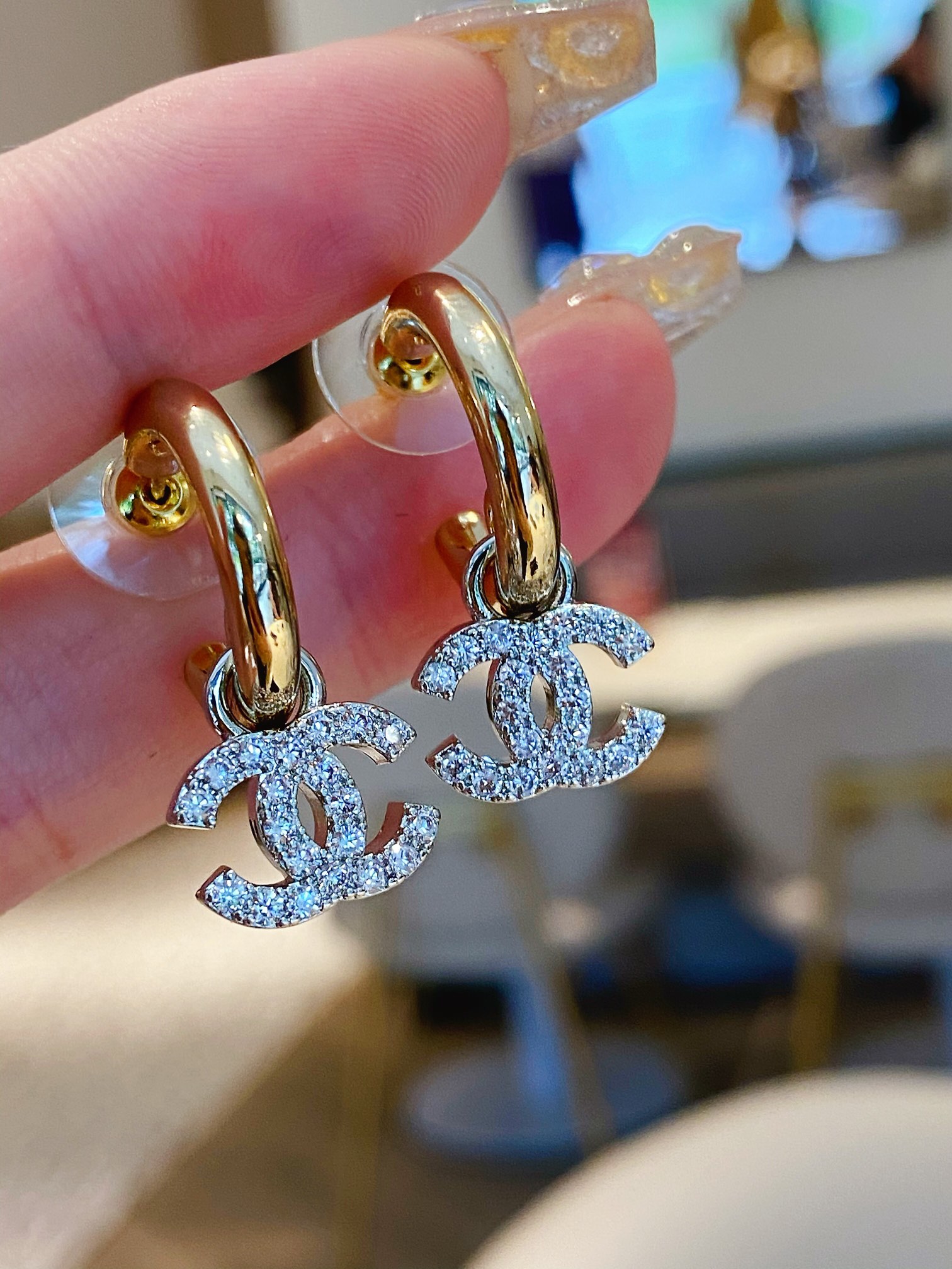 Chanel Earrings Gold