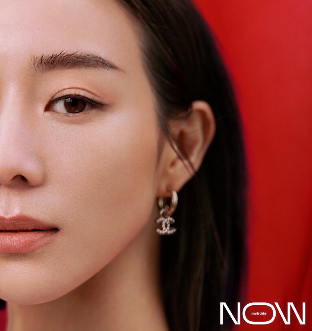 Chanel Earrings Gold