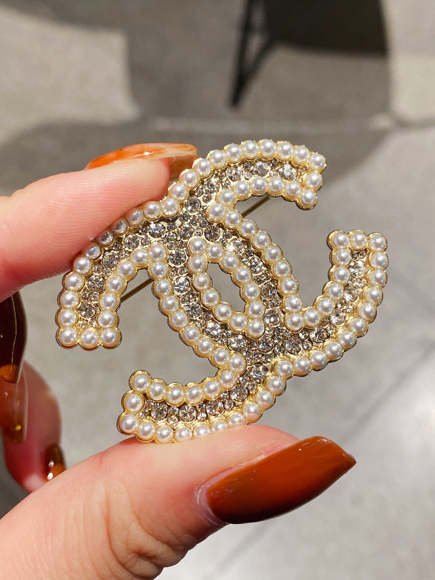 Chanel Brooch Pearl