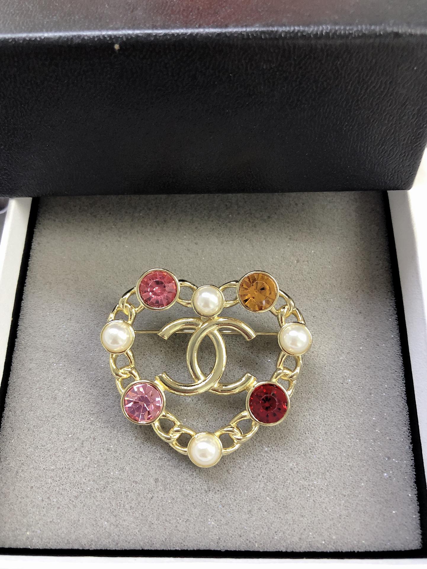 Chanel Brooch L