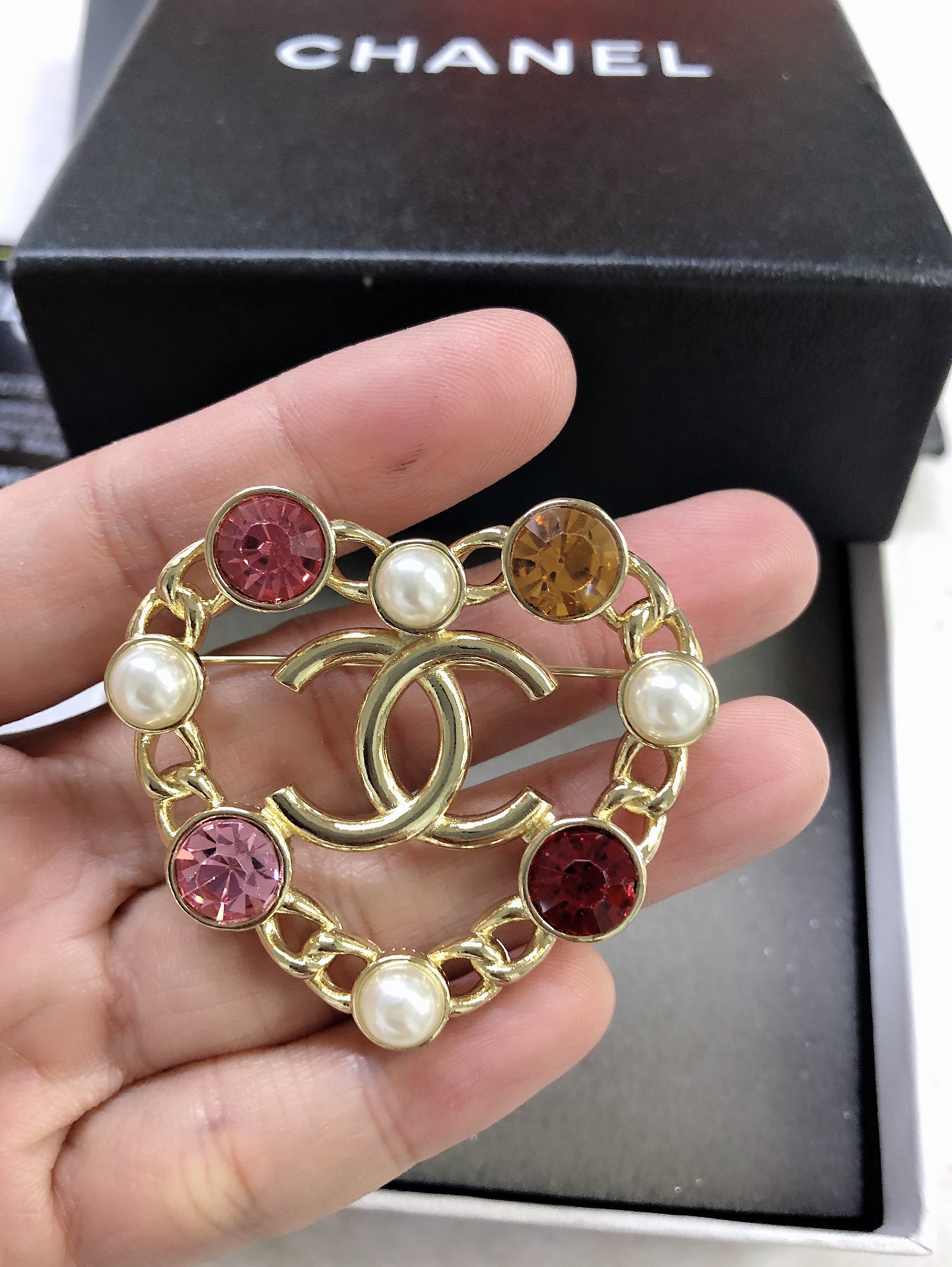 Chanel Brooch L