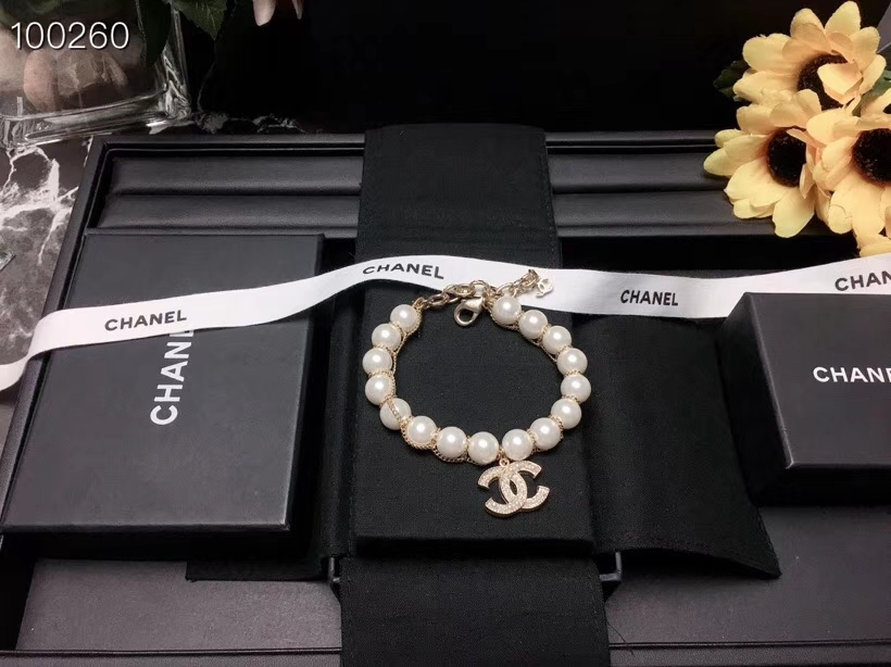 Chanel Bracelet Pearl
