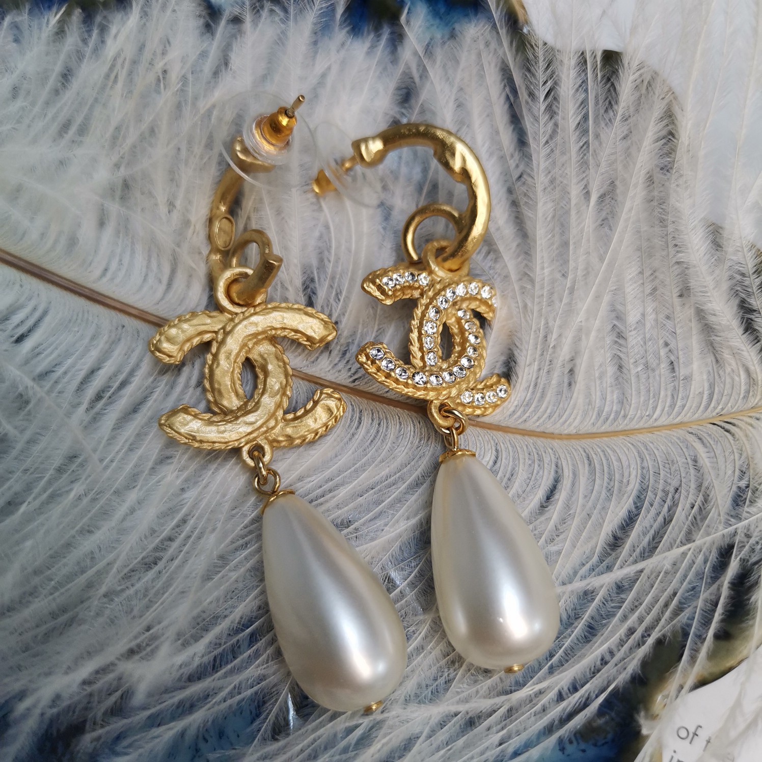 Chanel Earrings Pearl