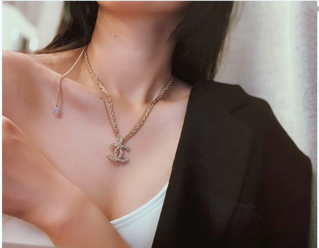 Chanel Necklace L
