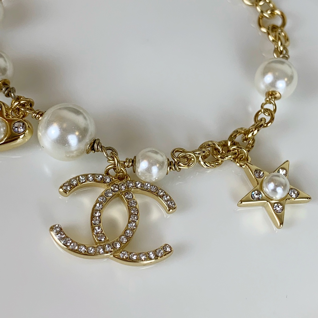 Chanel Bracelet Pearl L
