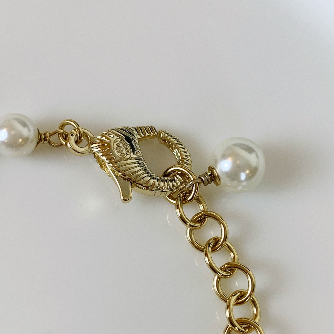 Chanel Bracelet Pearl L