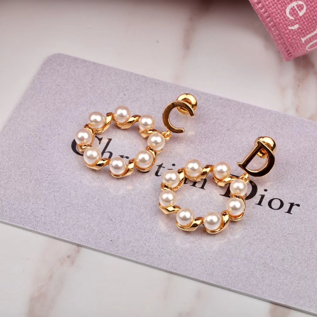 Dior Earrings Pearl L