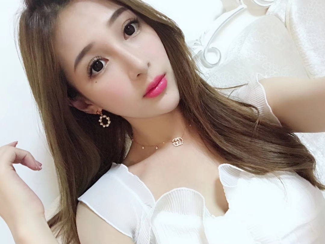 Dior Earrings Pearl L