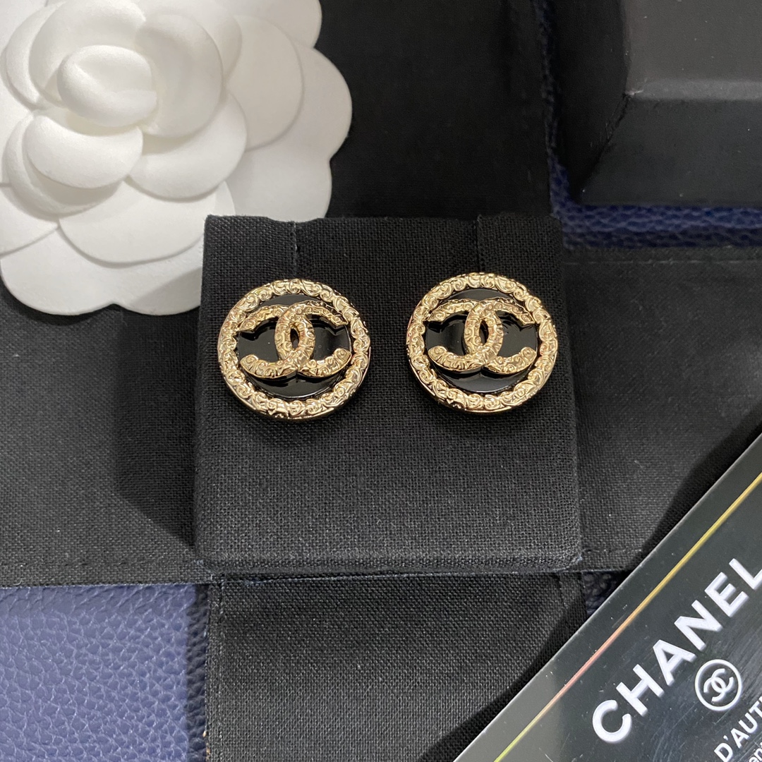 Chanel Earrings L