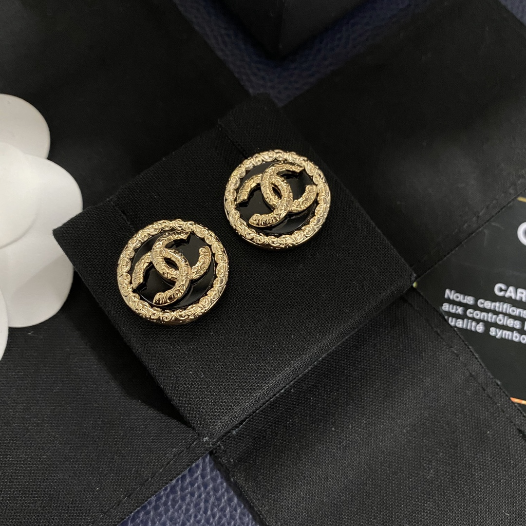 Chanel Earrings L