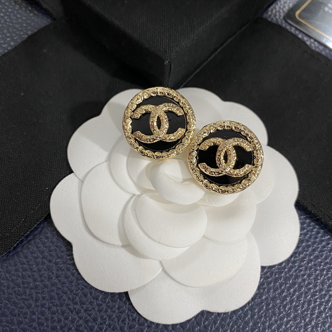 Chanel Earrings L