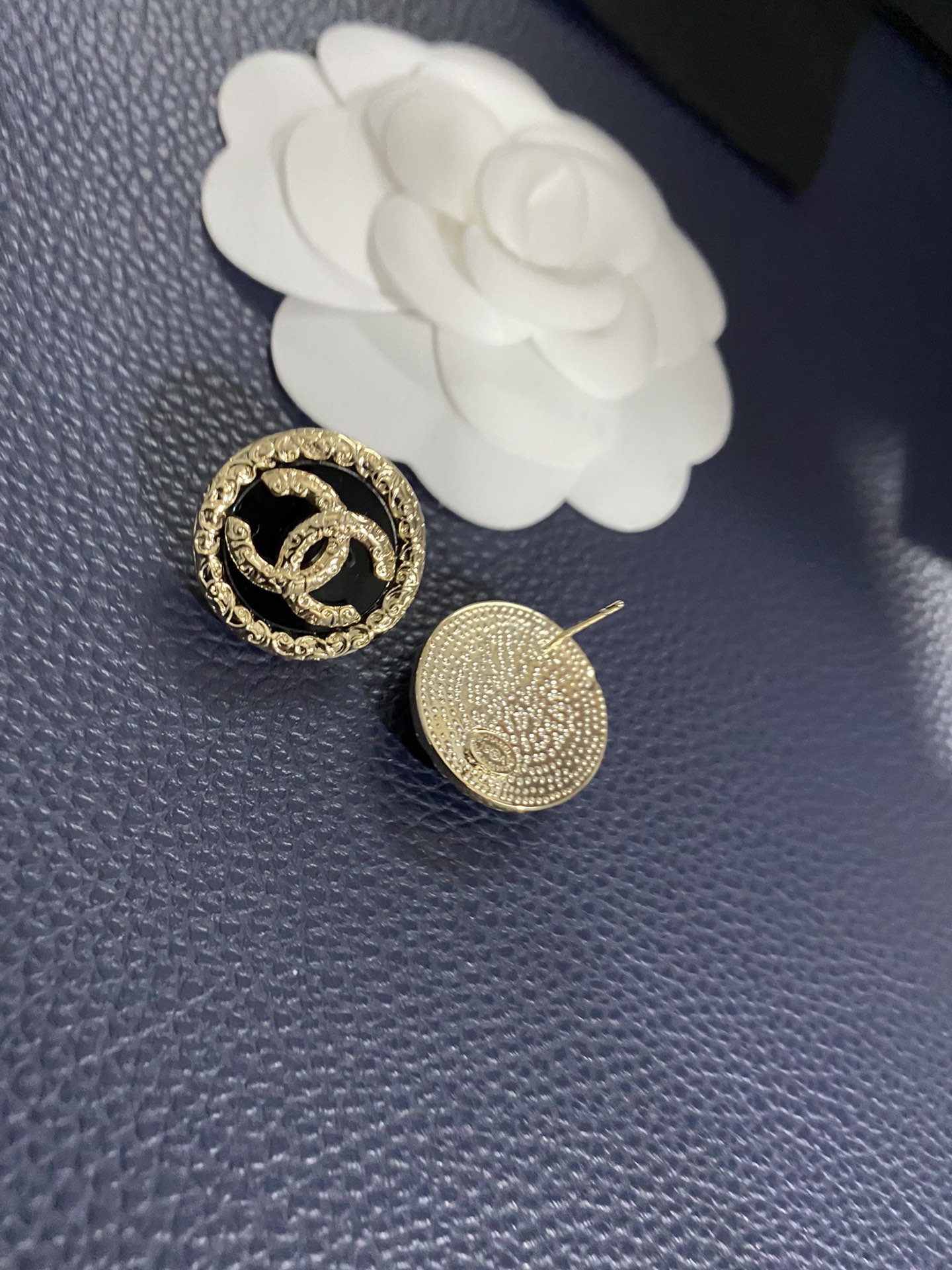 Chanel Earrings L
