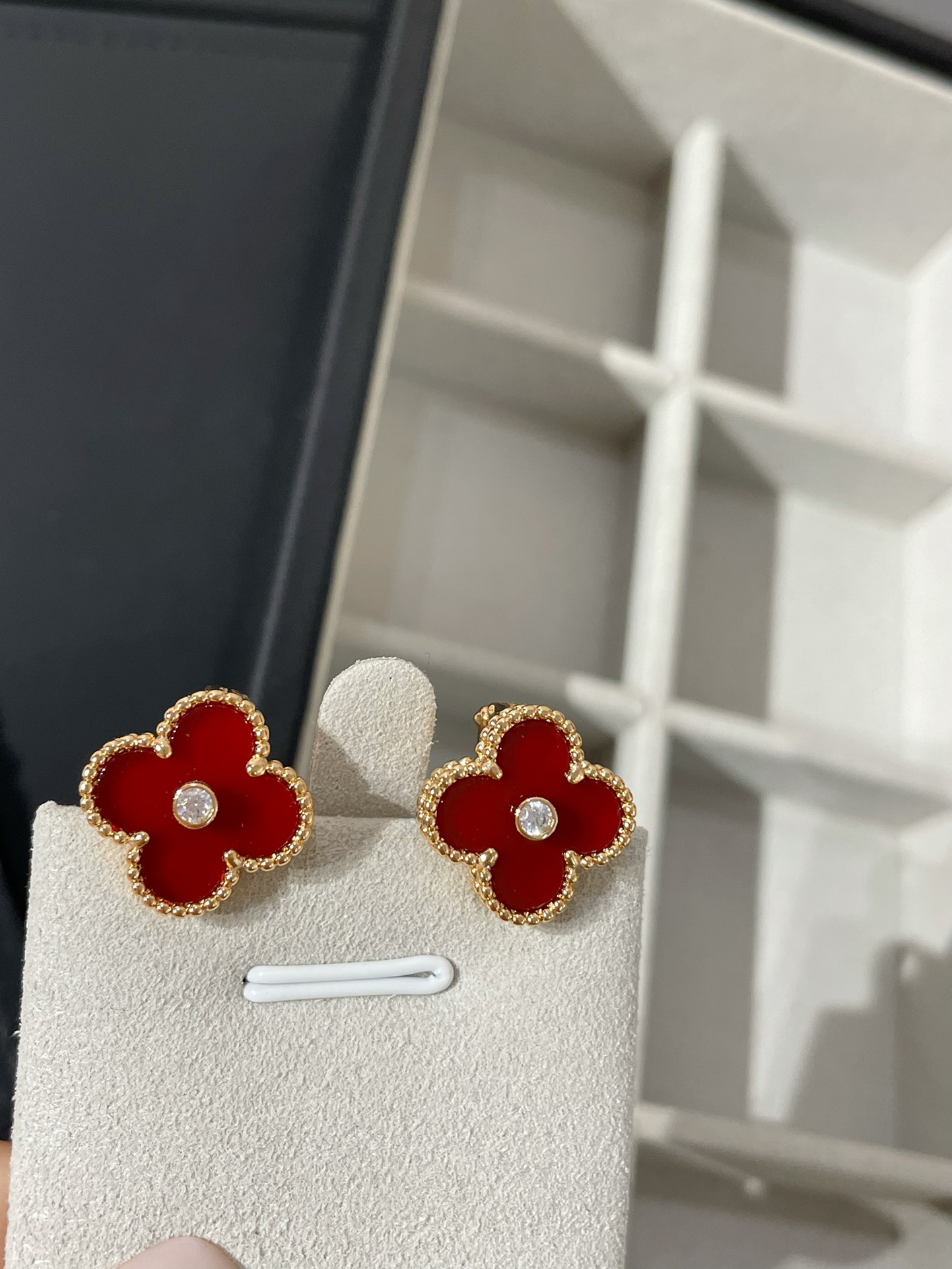 Van Cleef Arpels Basic Jewelry