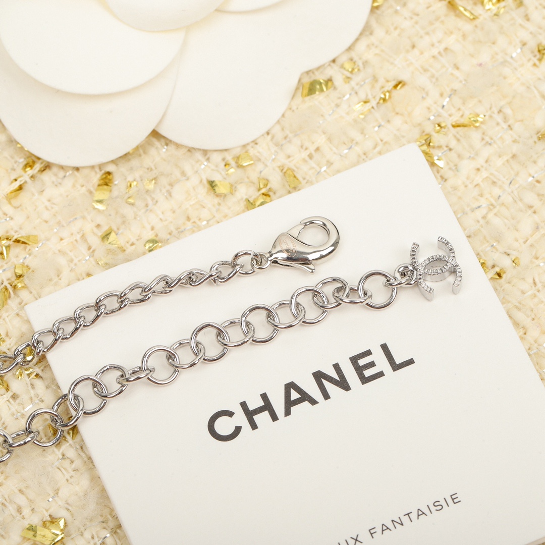Chanel Necklace L