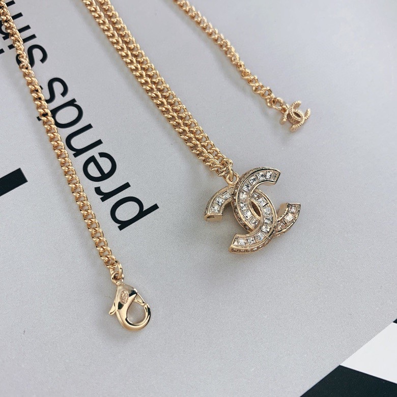 Chanel Necklace Gold