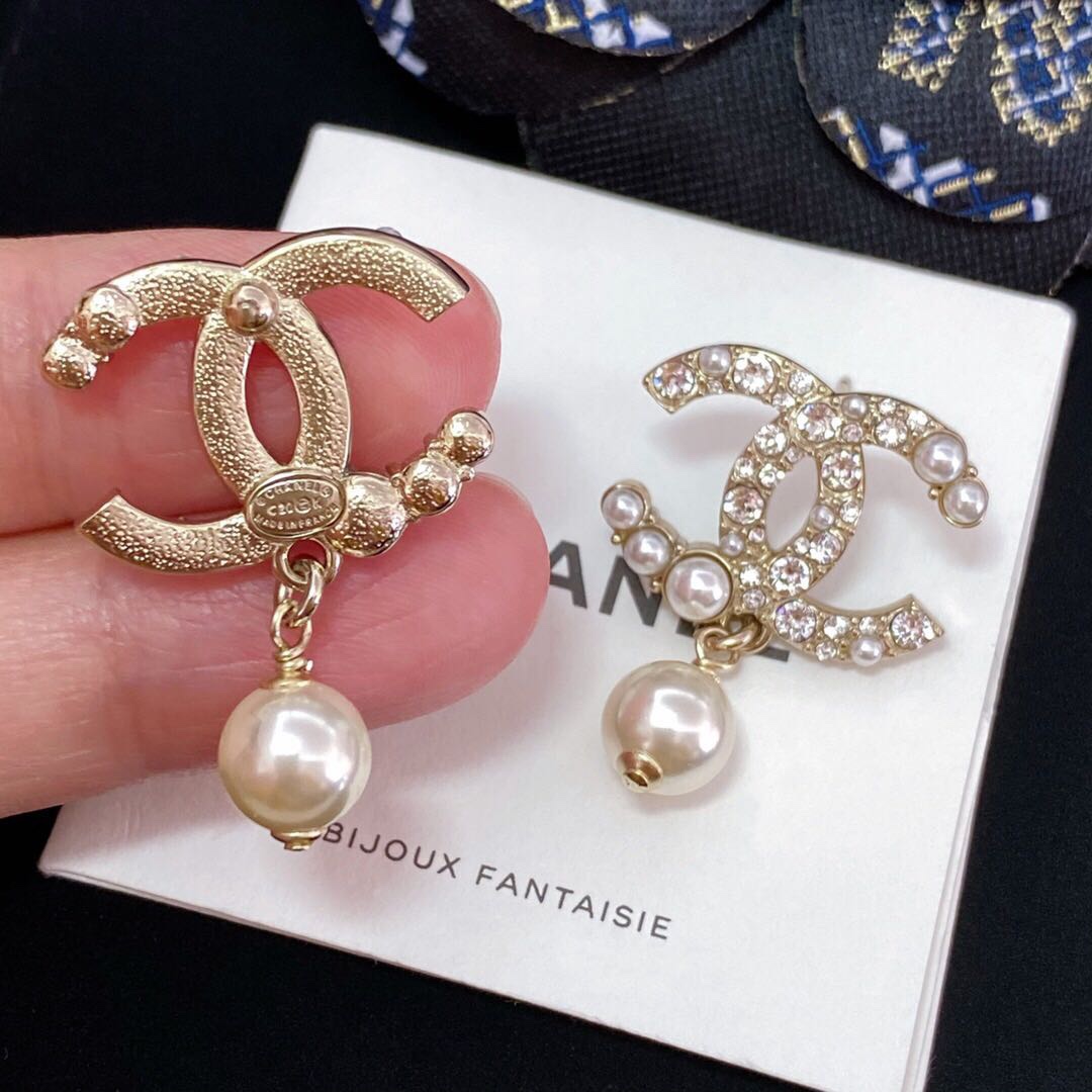 Chanel Basic Jewelry Pearl L