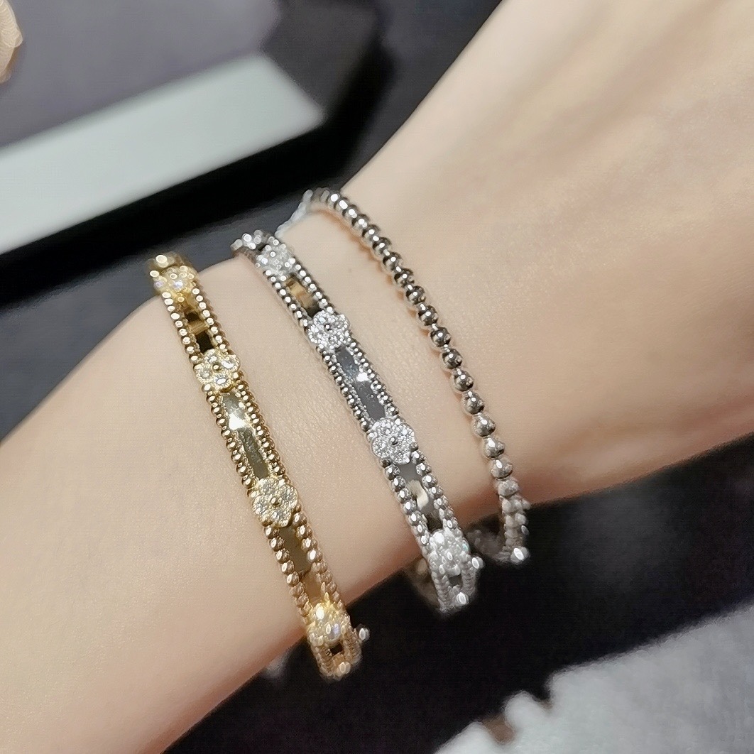 Cartier Bangle Gold S-17-l