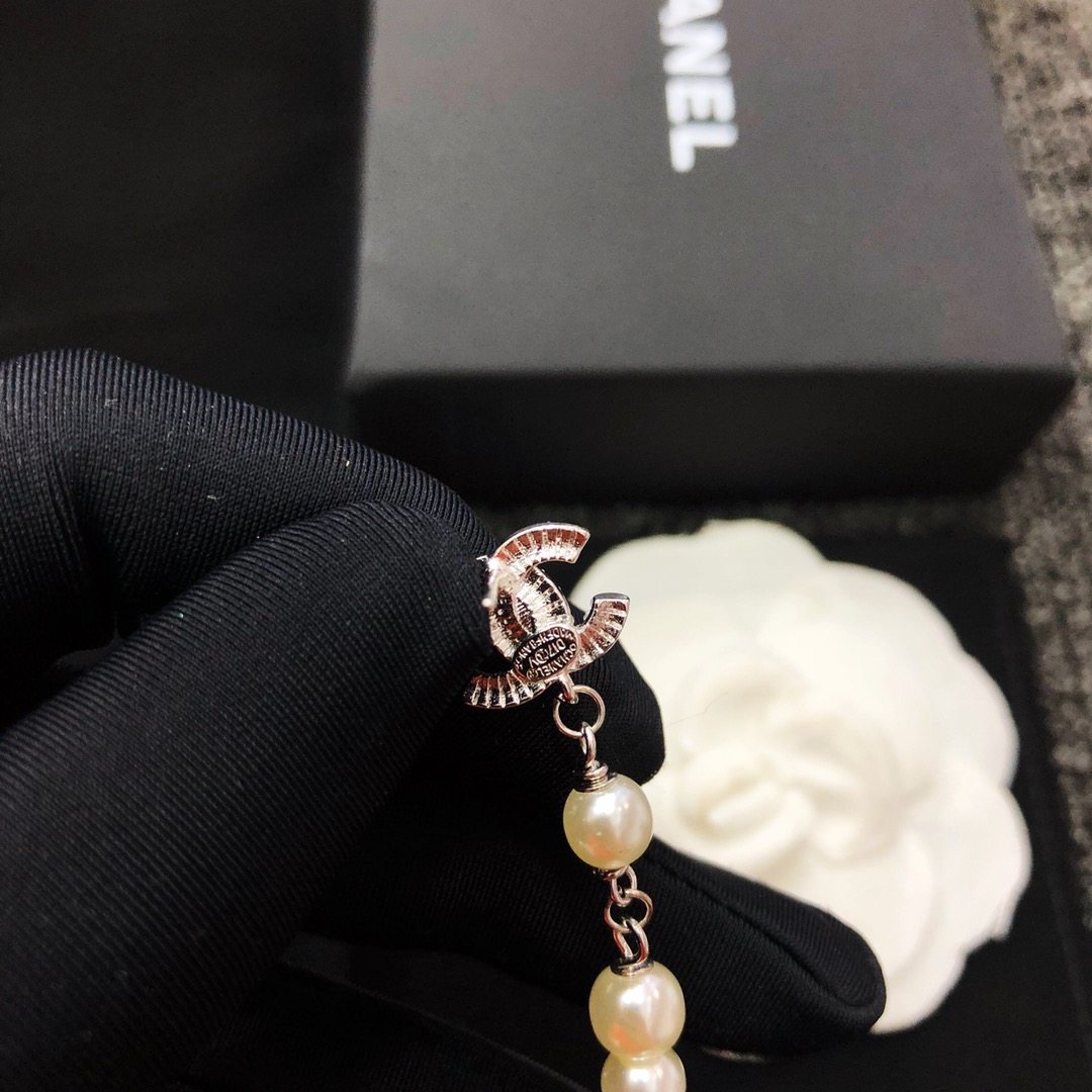 Chanel Earrings Silver Silver L