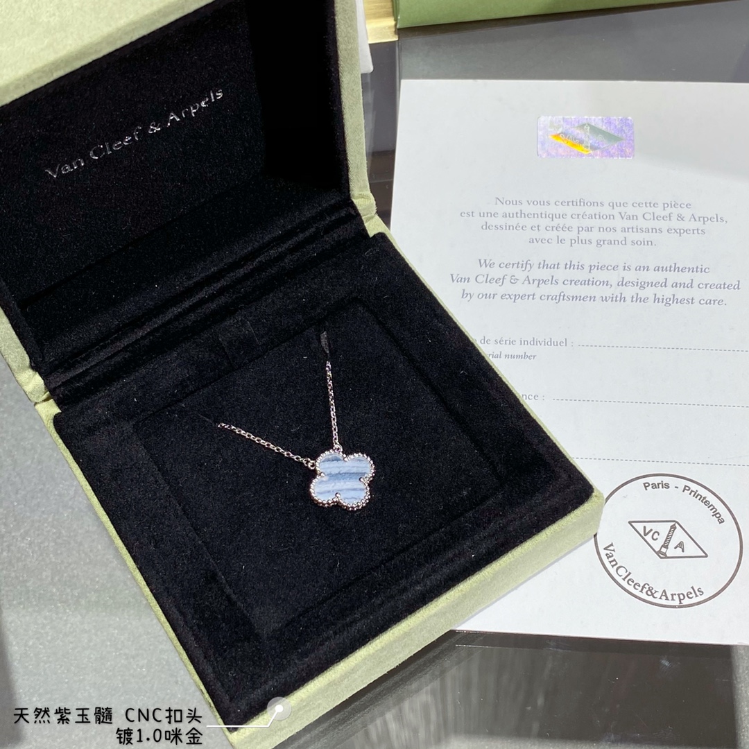 Van Cleef Arpels Necklace Silver White