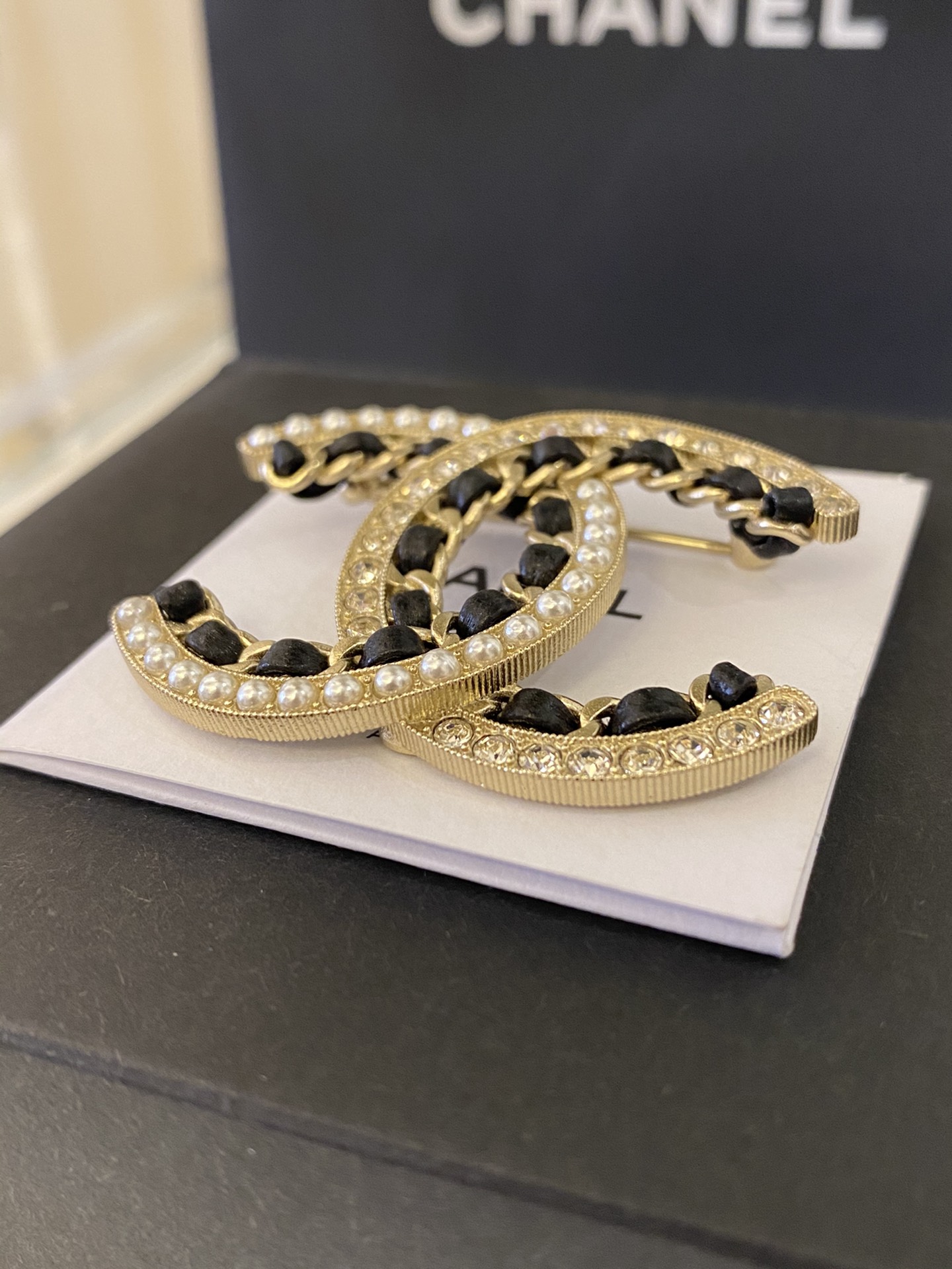 Chanel Brooch L