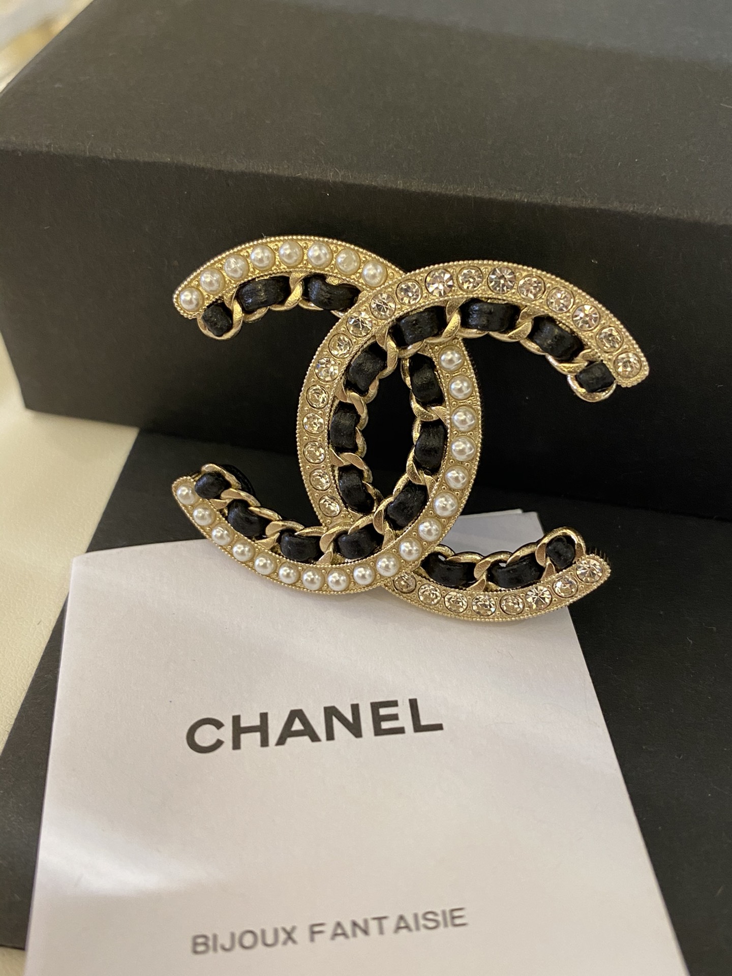 Chanel Brooch L