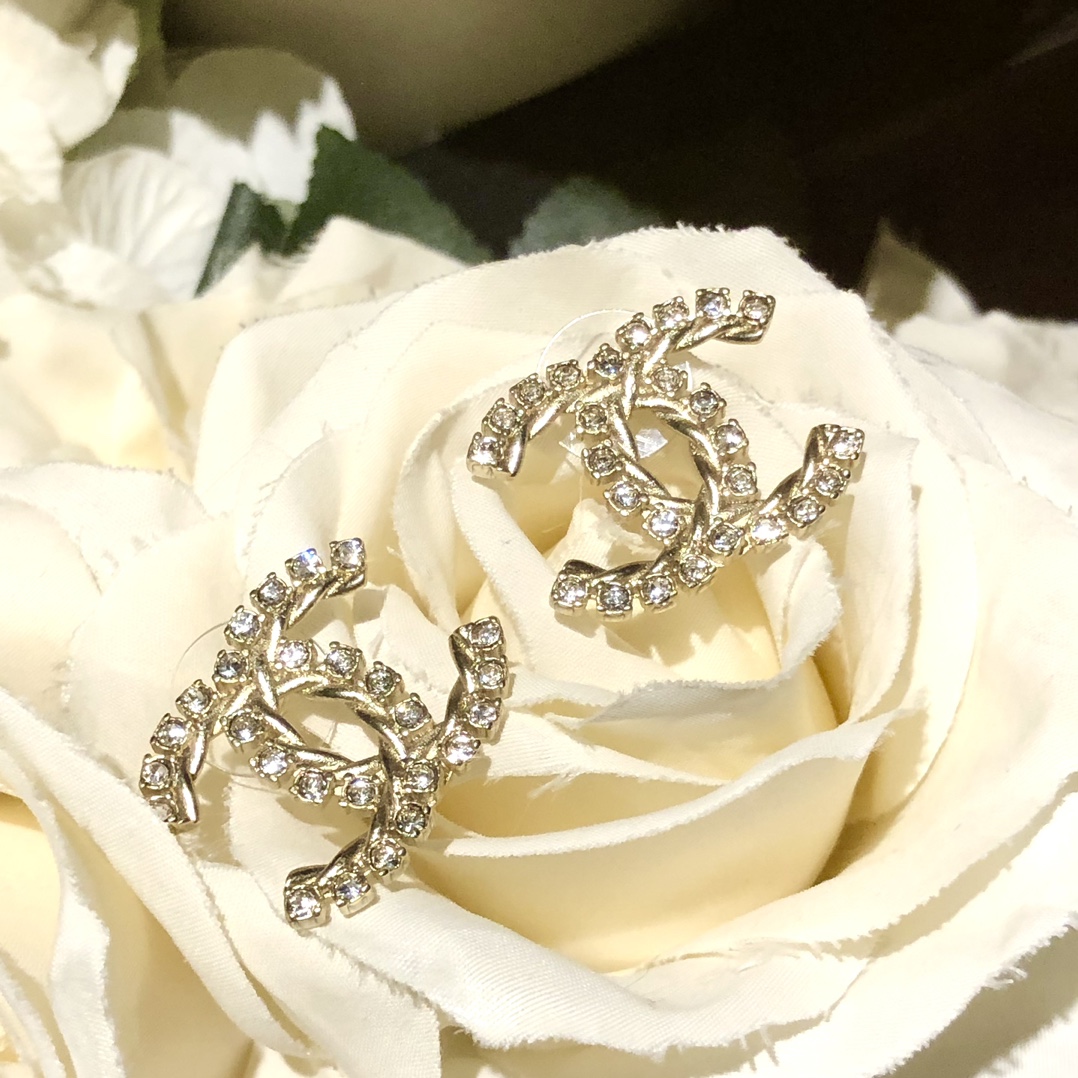 Chanel Earrings Gold L