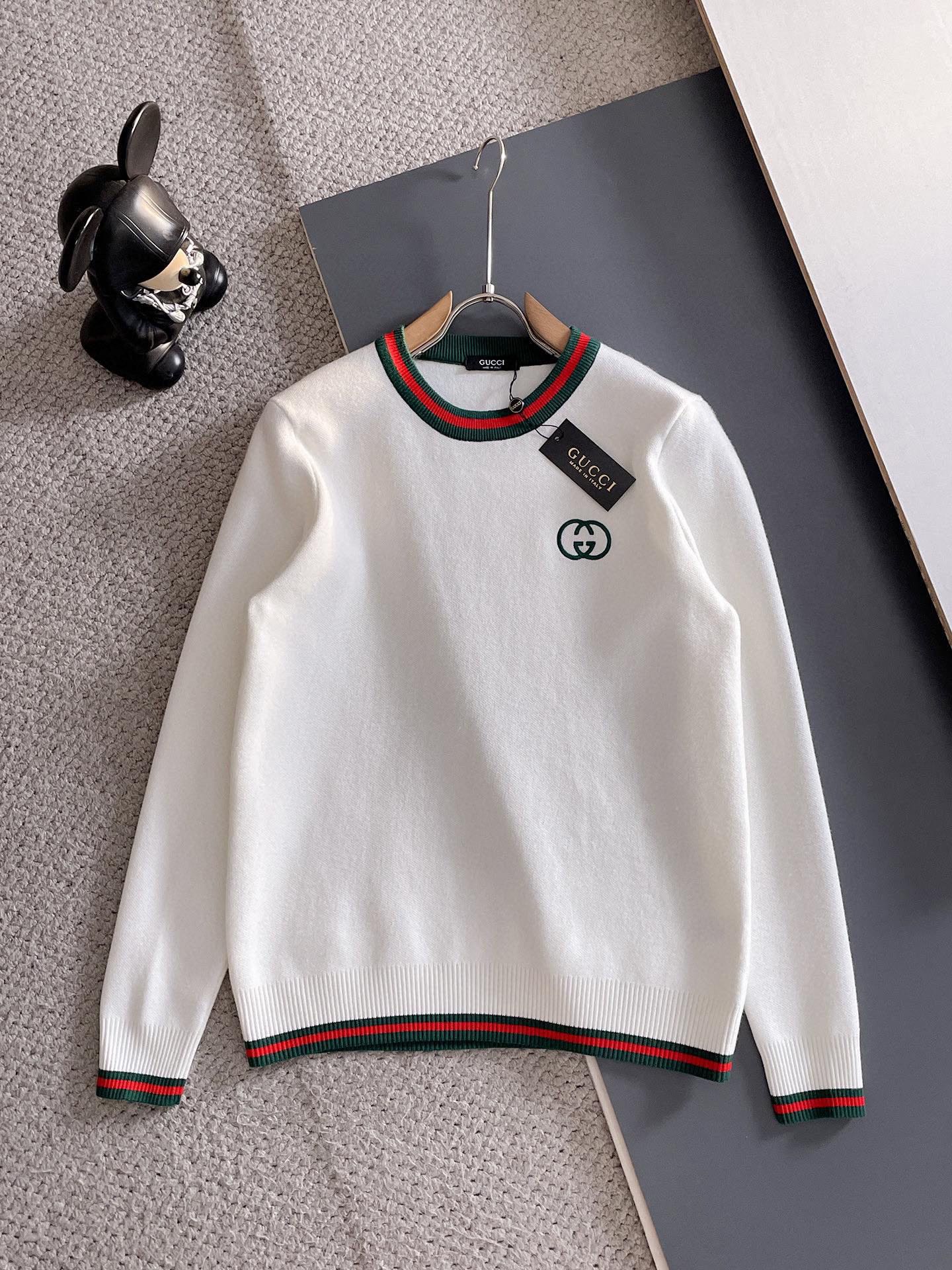 Gucci Basic Clothing Wool M-l-xl
