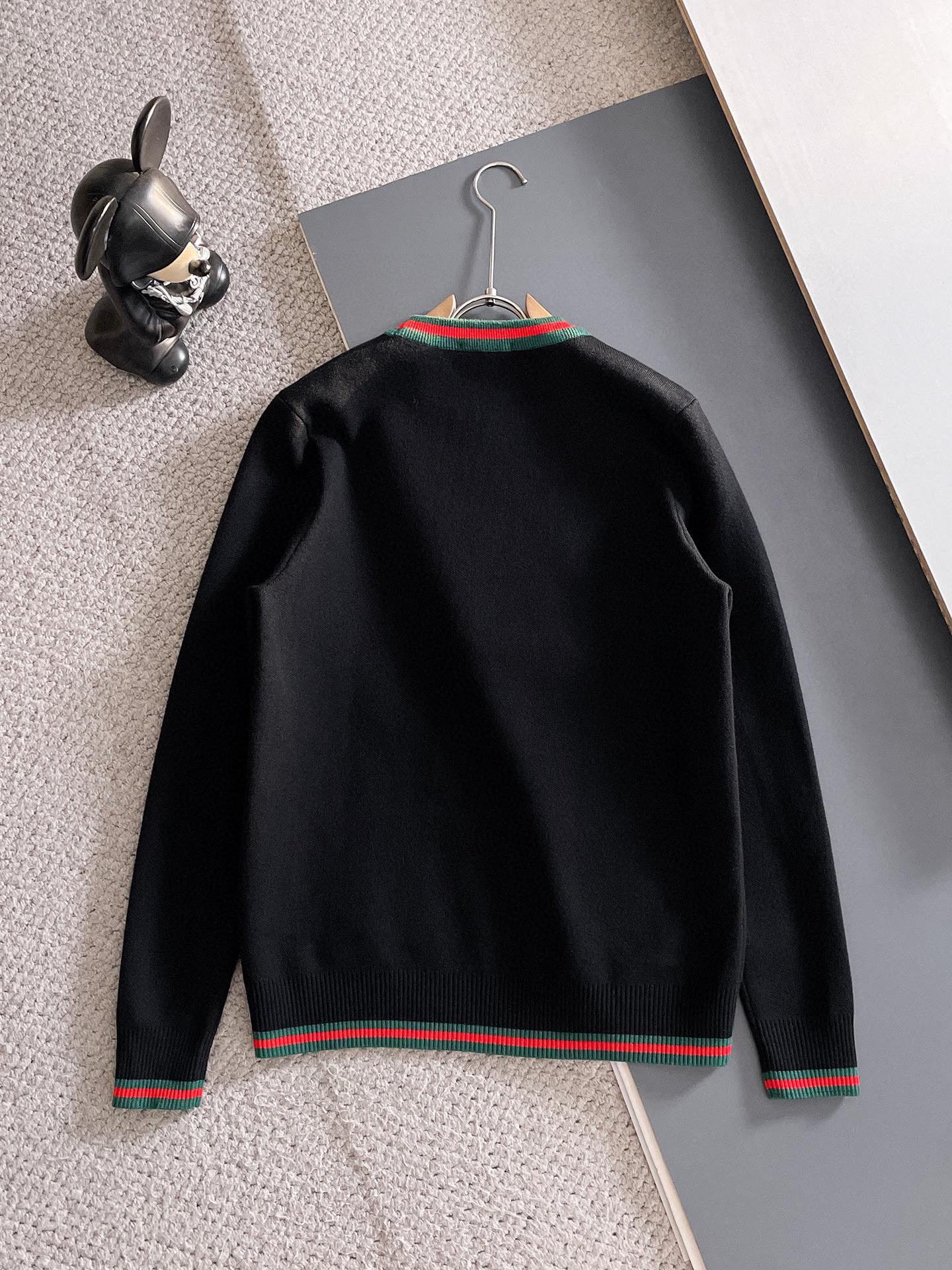 Gucci Basic Clothing Wool M-l-xl