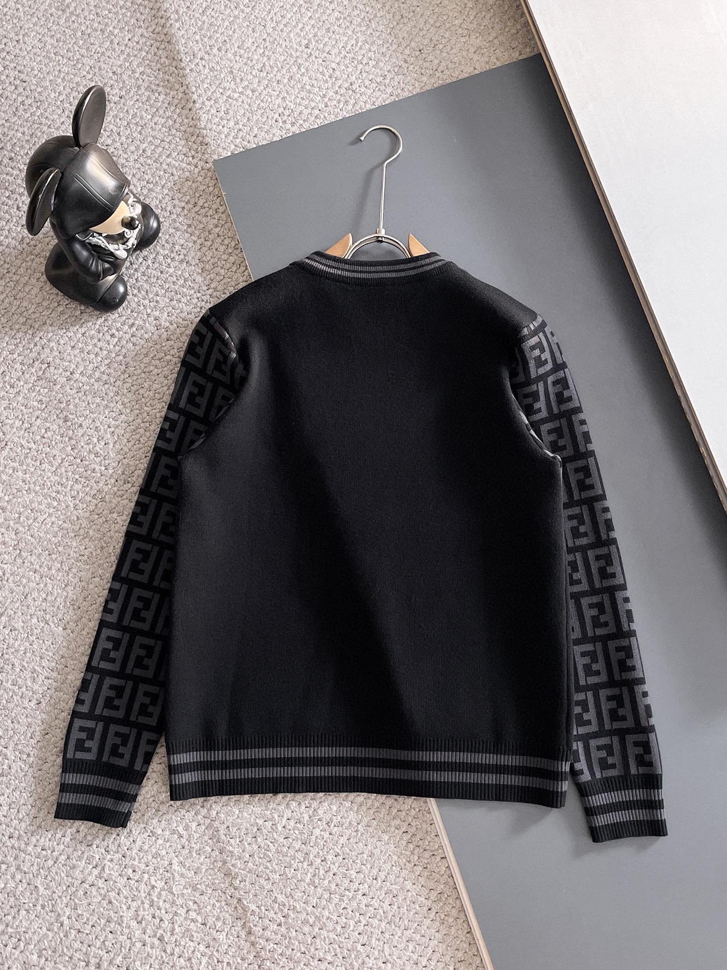 Fendi Basic Clothing Wool M-l-xl