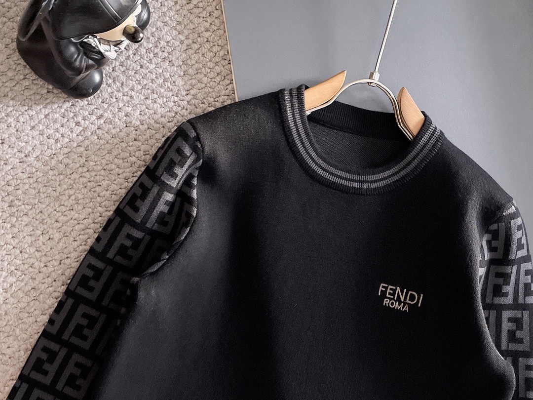 Fendi Basic Clothing Wool M-l-xl