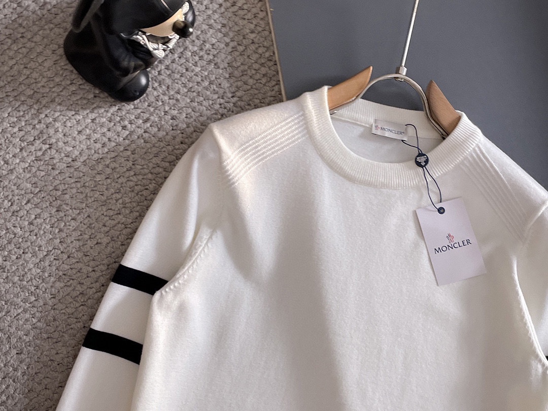 Moncler Basic Clothing Wool M-l-xl