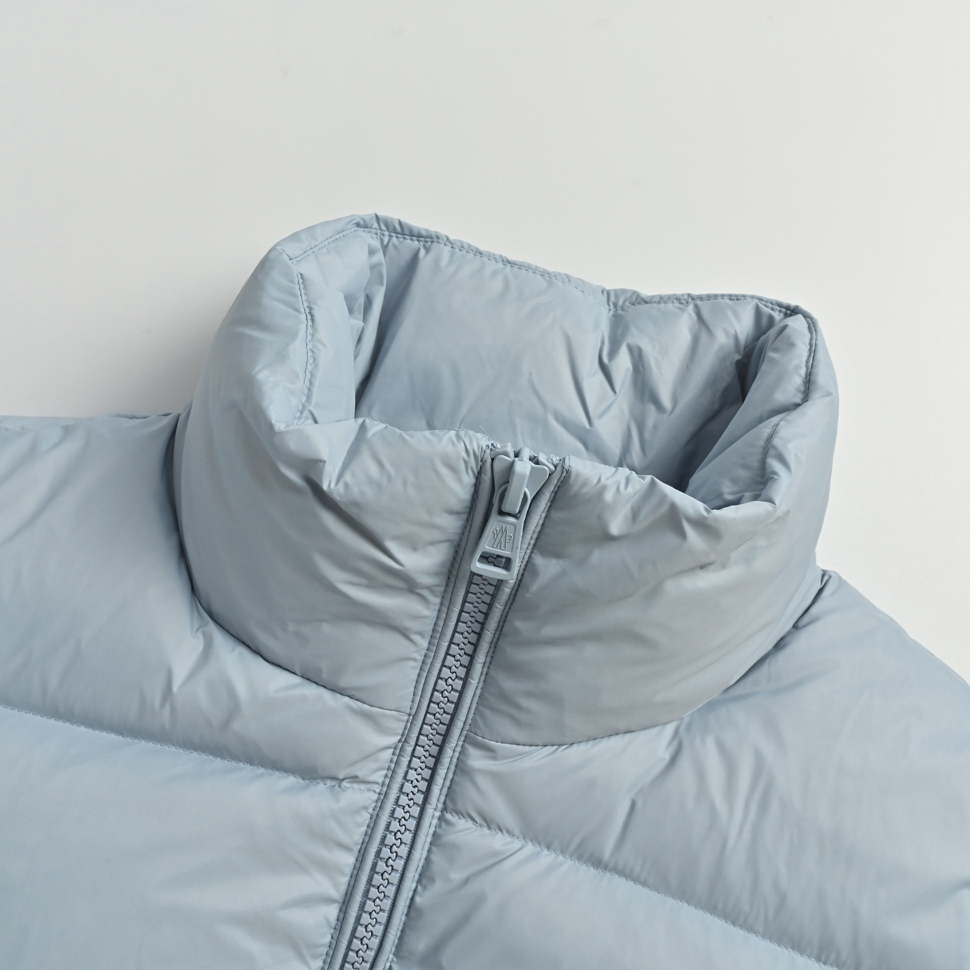 Moncler Down Jacket M-l-xl