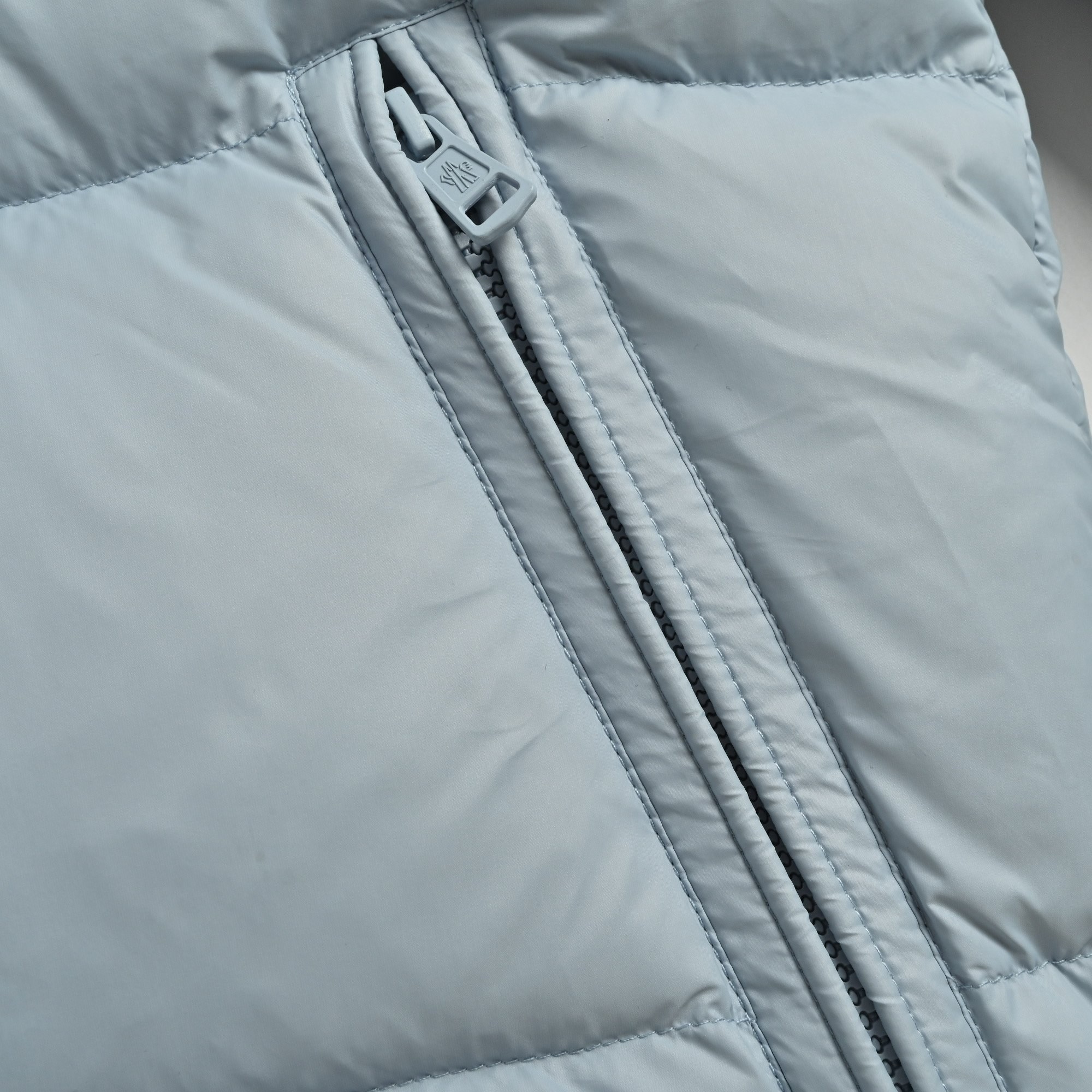 Moncler Down Jacket M-l-xl