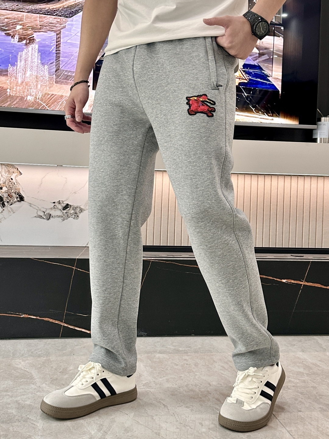 Burberry Basic Clothing L-xl