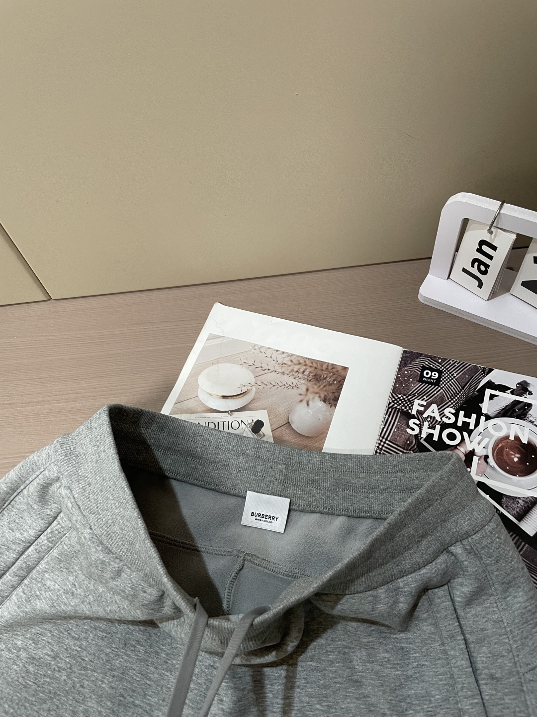 Burberry Basic Clothing L-xl