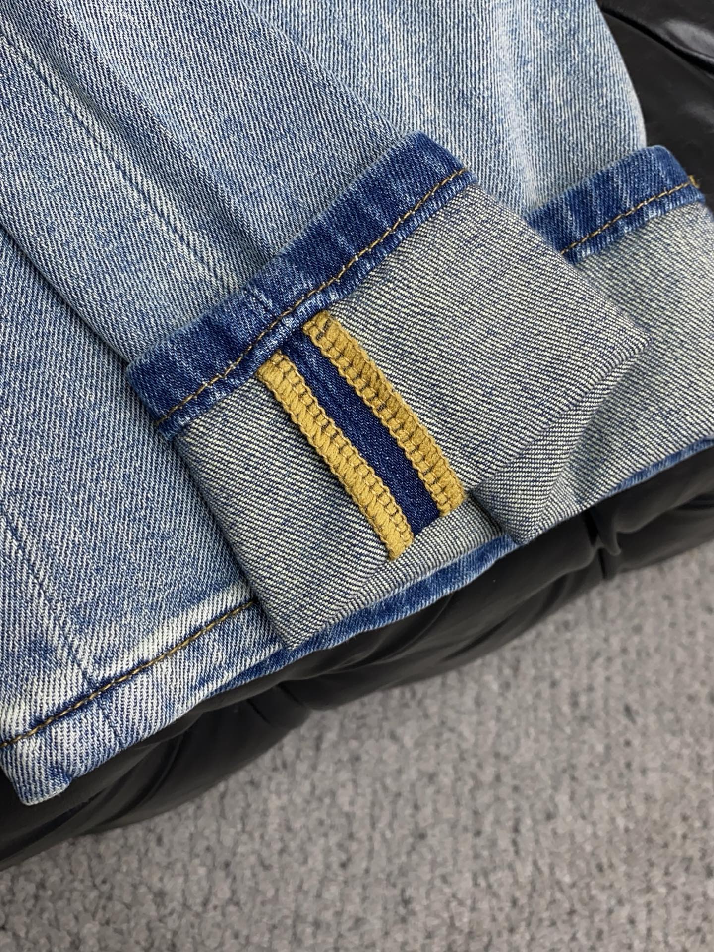 Louis Vuitton Male Basic Clothing Slim Fit S-l