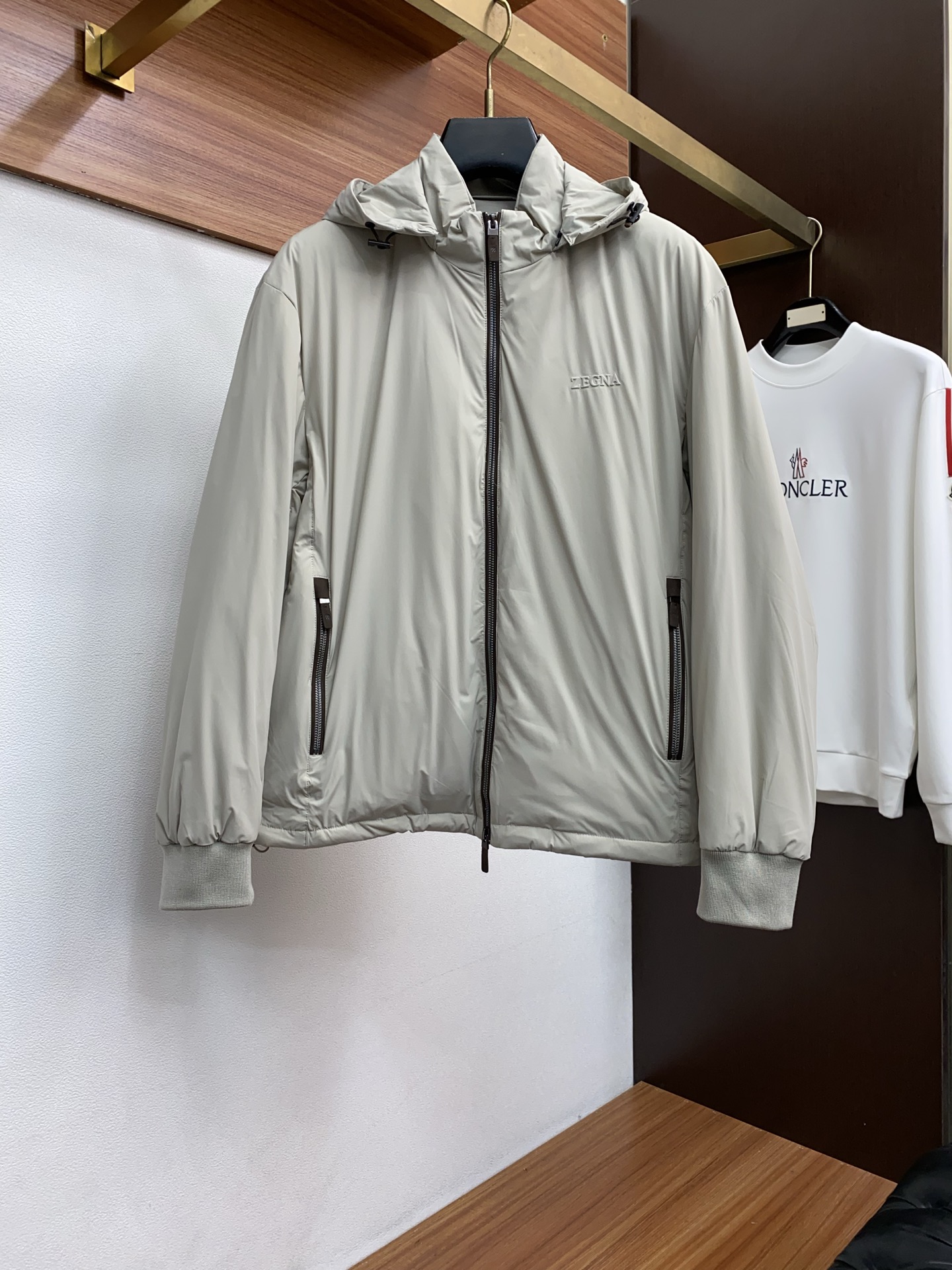 Ermenegildo Zegna Male Down Jacket White Duck Down M-xl