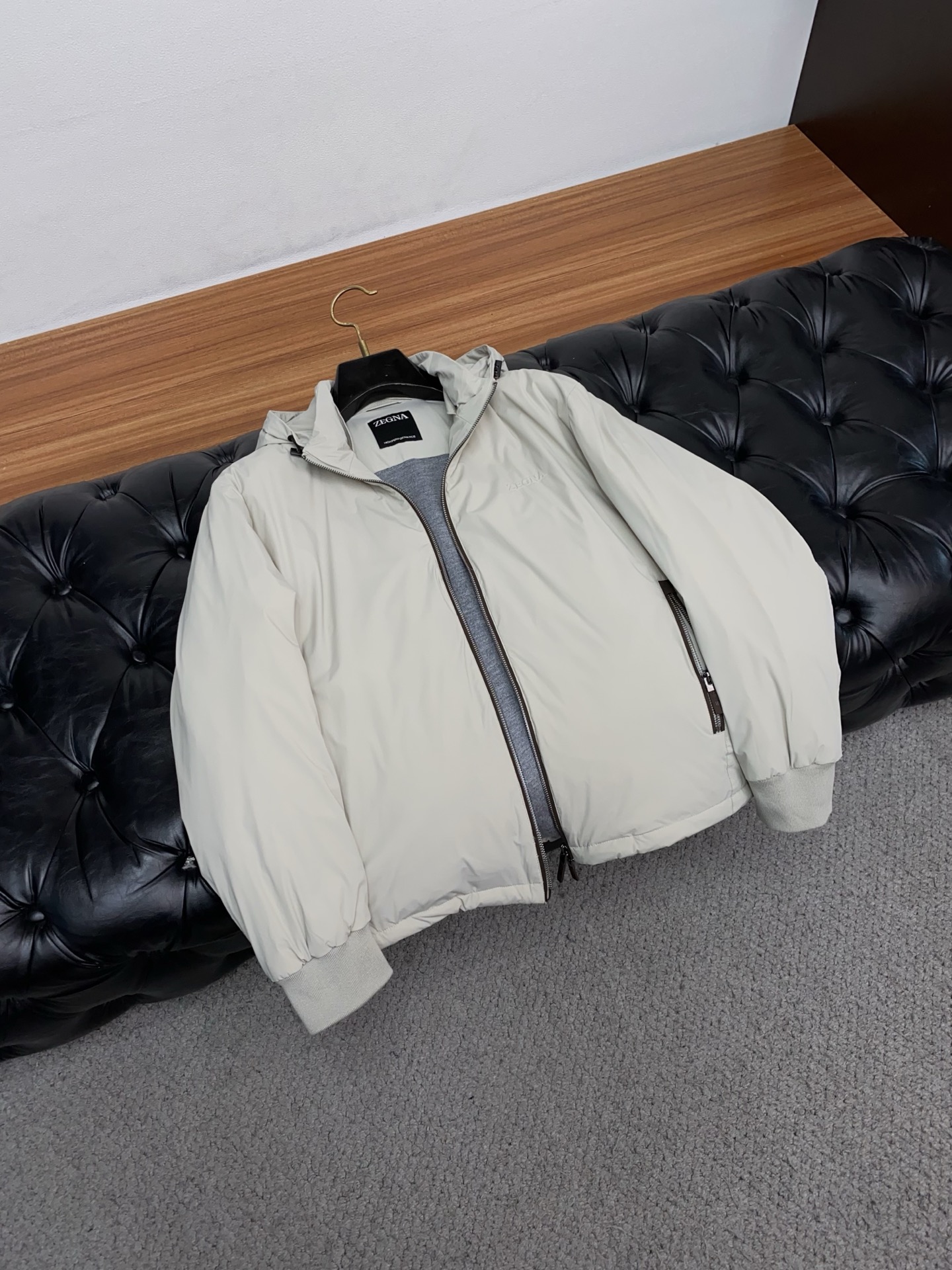 Ermenegildo Zegna Male Down Jacket White Duck Down M-xl