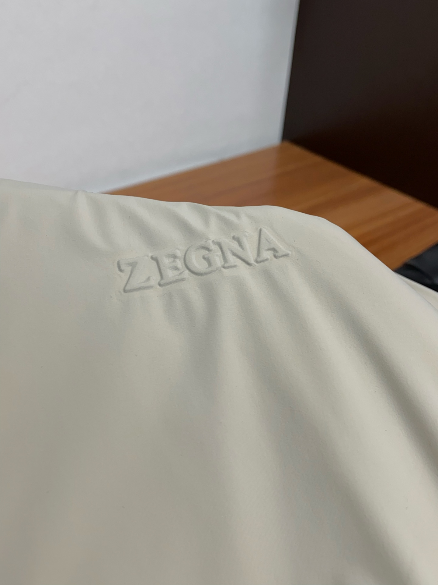 Ermenegildo Zegna Male Down Jacket White Duck Down M-xl