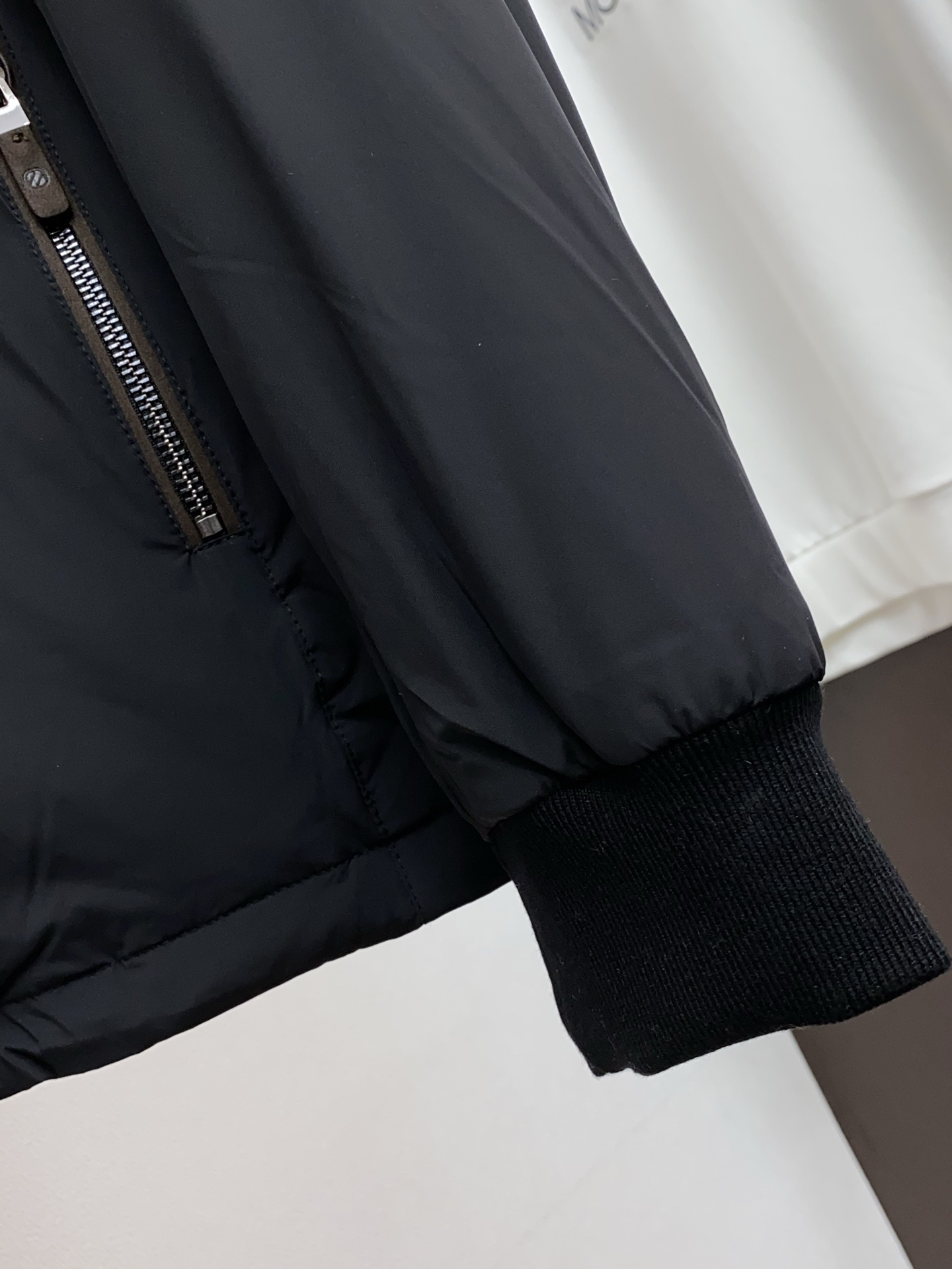 Ermenegildo Zegna Male Down Jacket White Duck Down M-xl