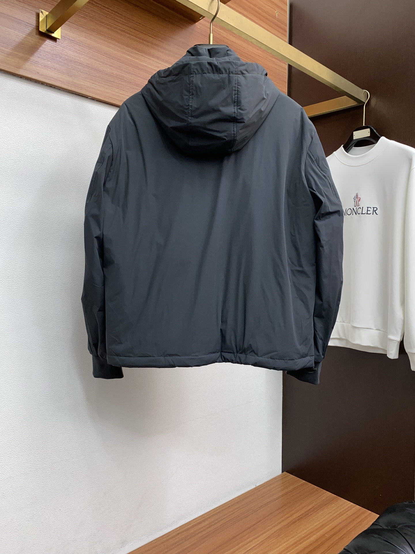 Ermenegildo Zegna Male Down Jacket White Duck Down M-xl