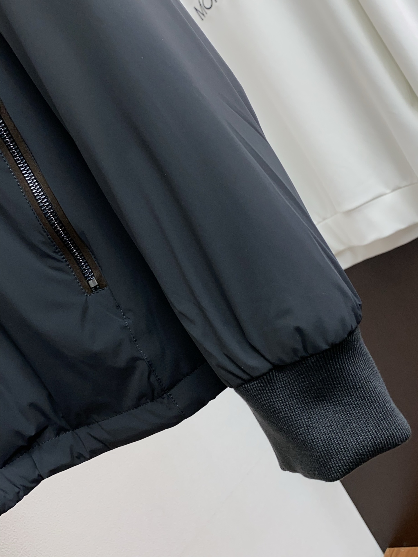 Ermenegildo Zegna Male Down Jacket White Duck Down M-xl