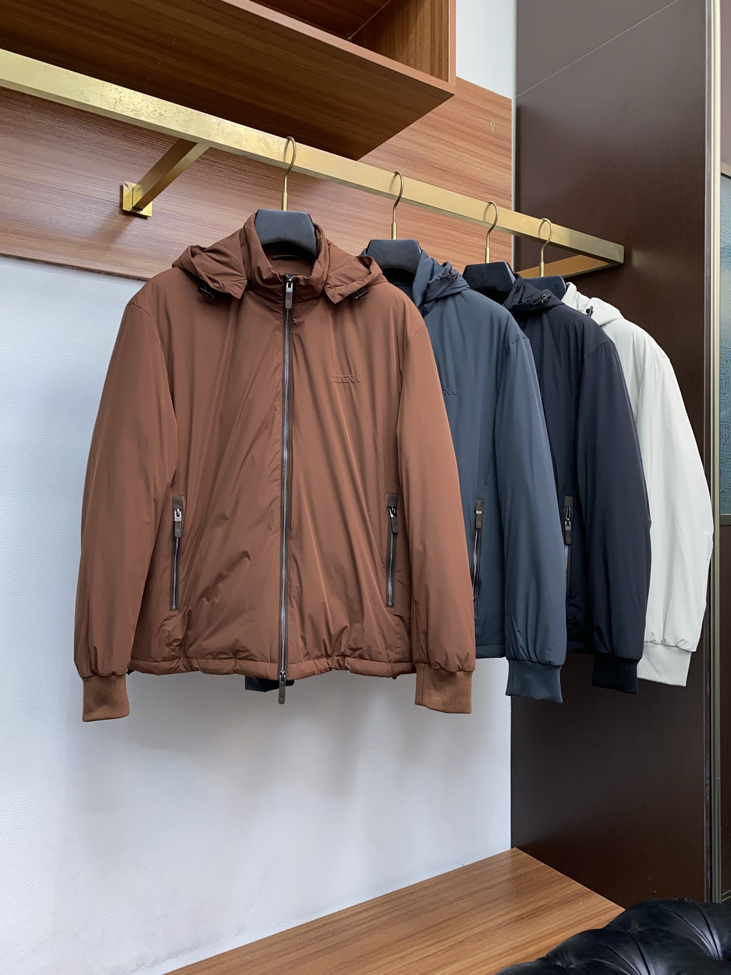 Ermenegildo Zegna Male Down Jacket White Duck Down M-xl