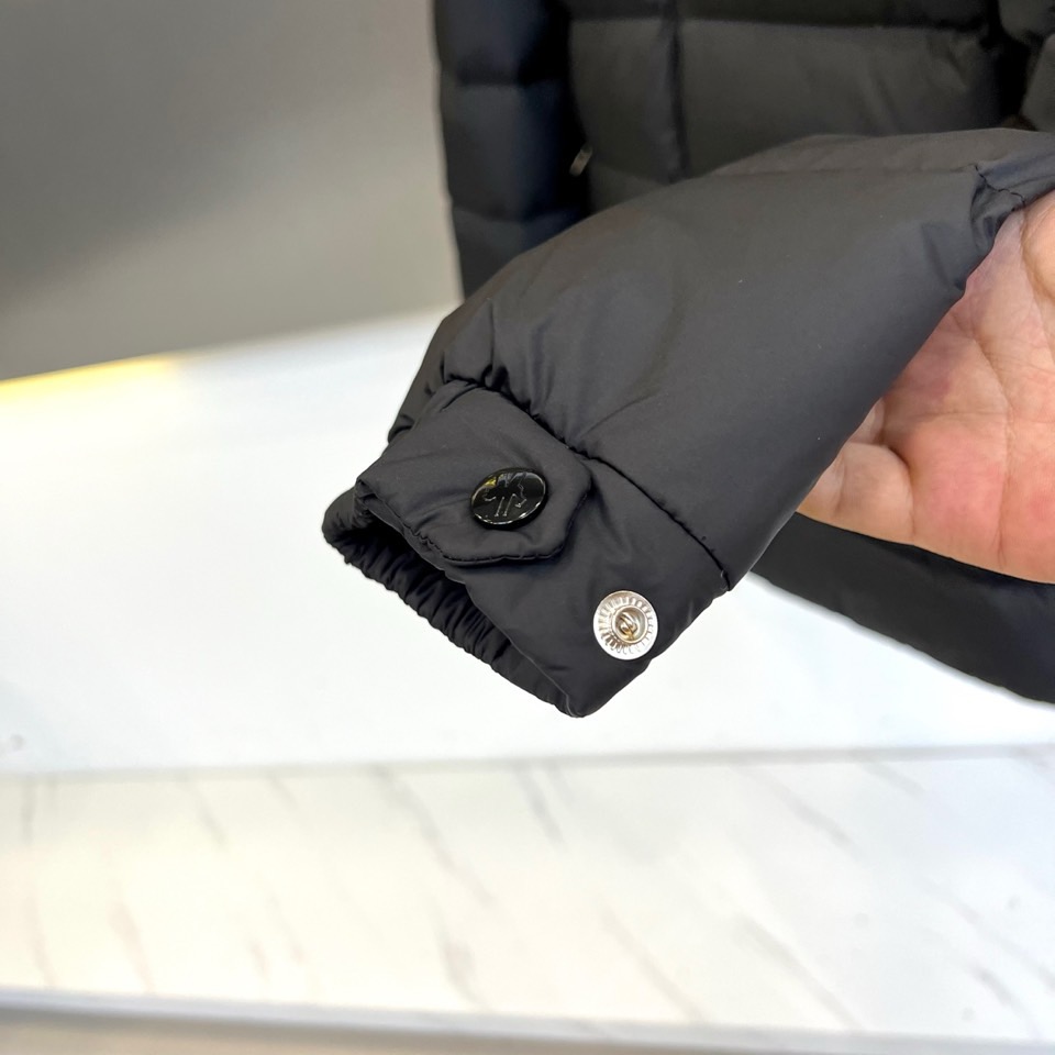 Moncler Down Jacket Goose Down Striped S-m-l