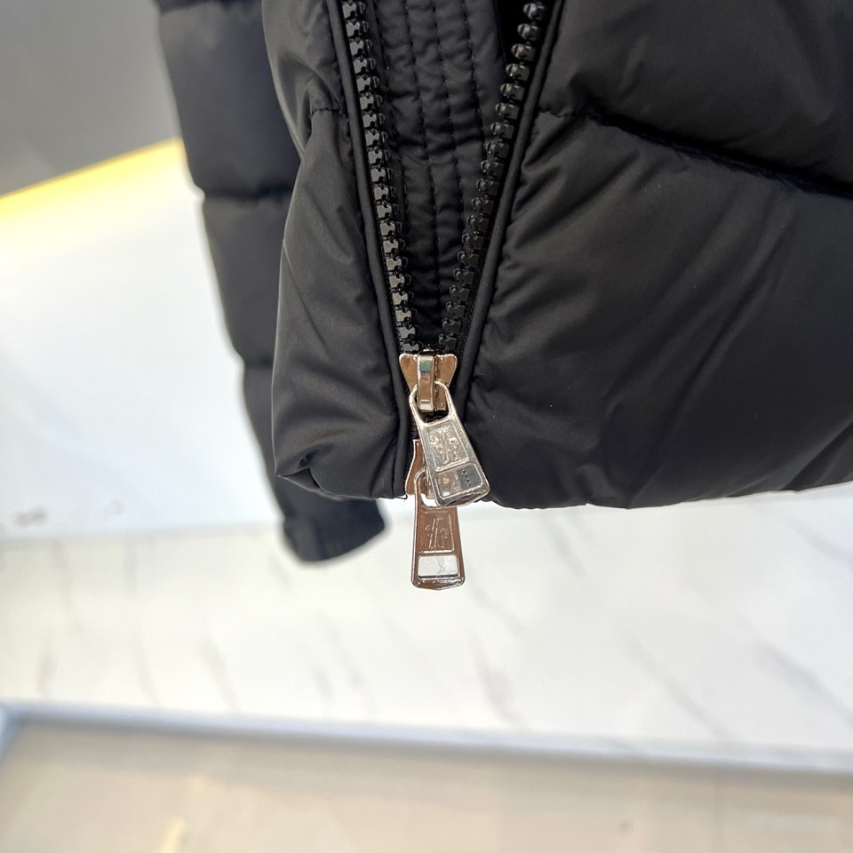 Moncler Down Jacket Goose Down Striped S-m-l