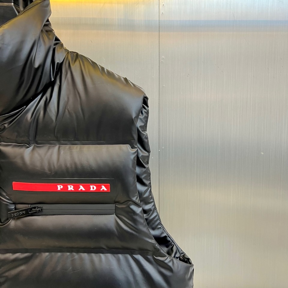 Prada Down Vest Knitted Black Slim Fit S-xl
