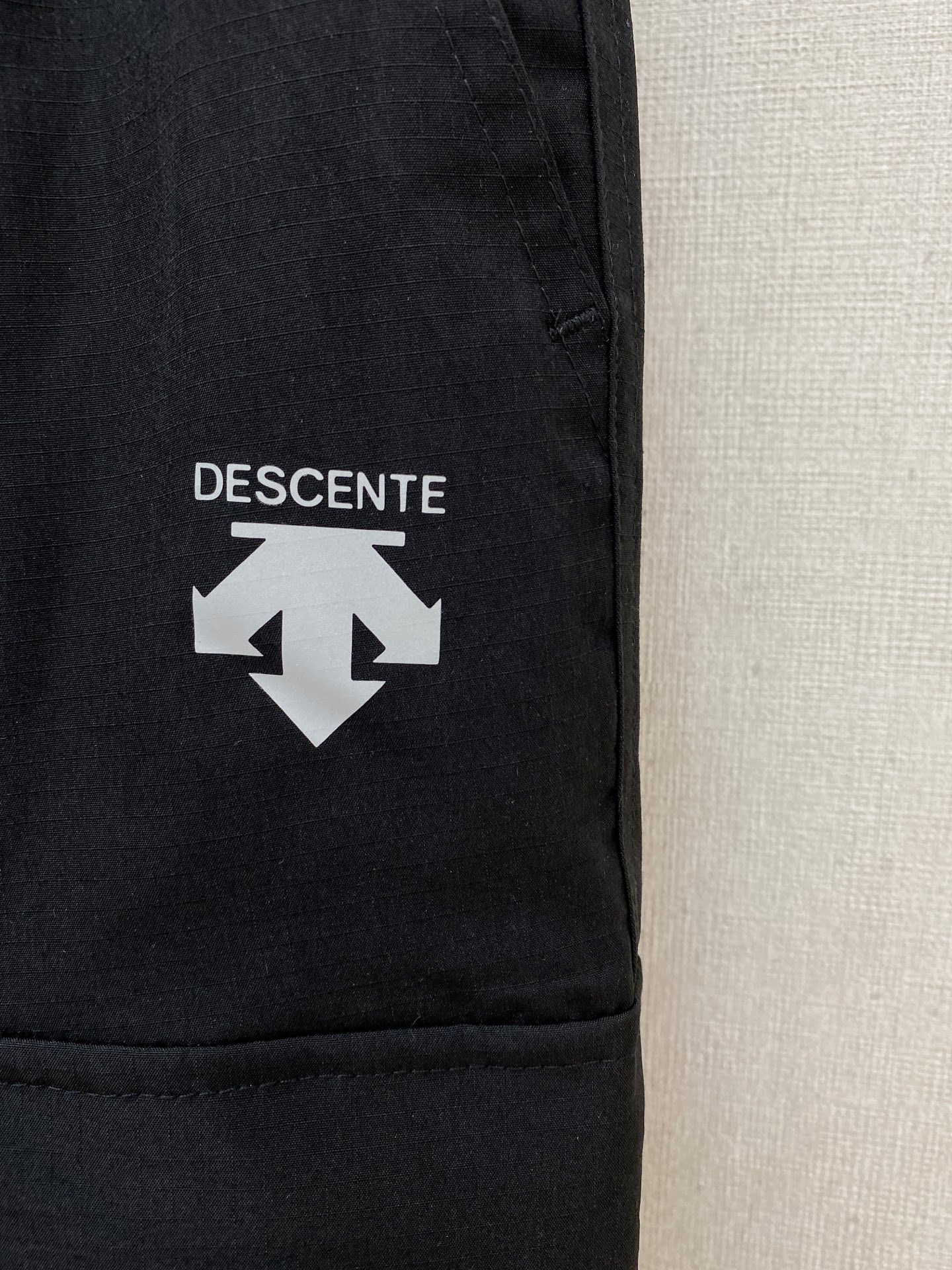 Descente Couple Basic Clothing White Duck Down Loose Fit M-xl