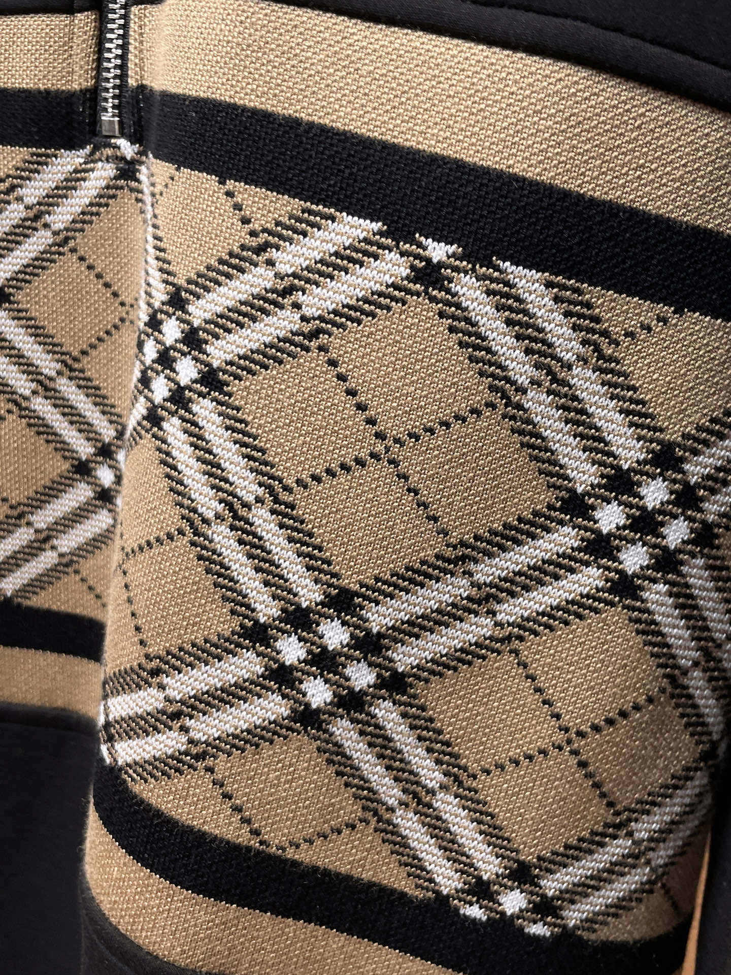 Burberry Hoodie Wool Black Slim Fit M-l-xl