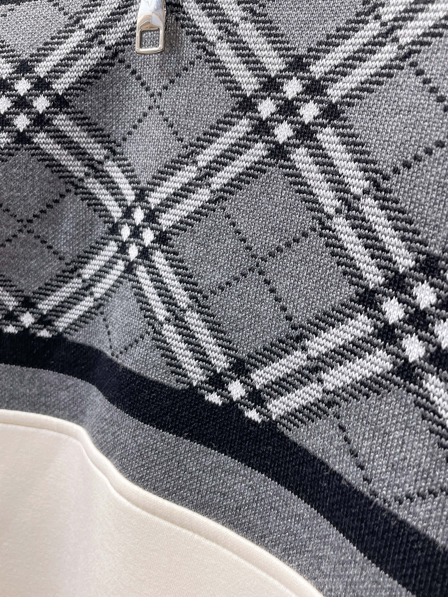 Burberry Hoodie Wool Black Slim Fit M-l-xl